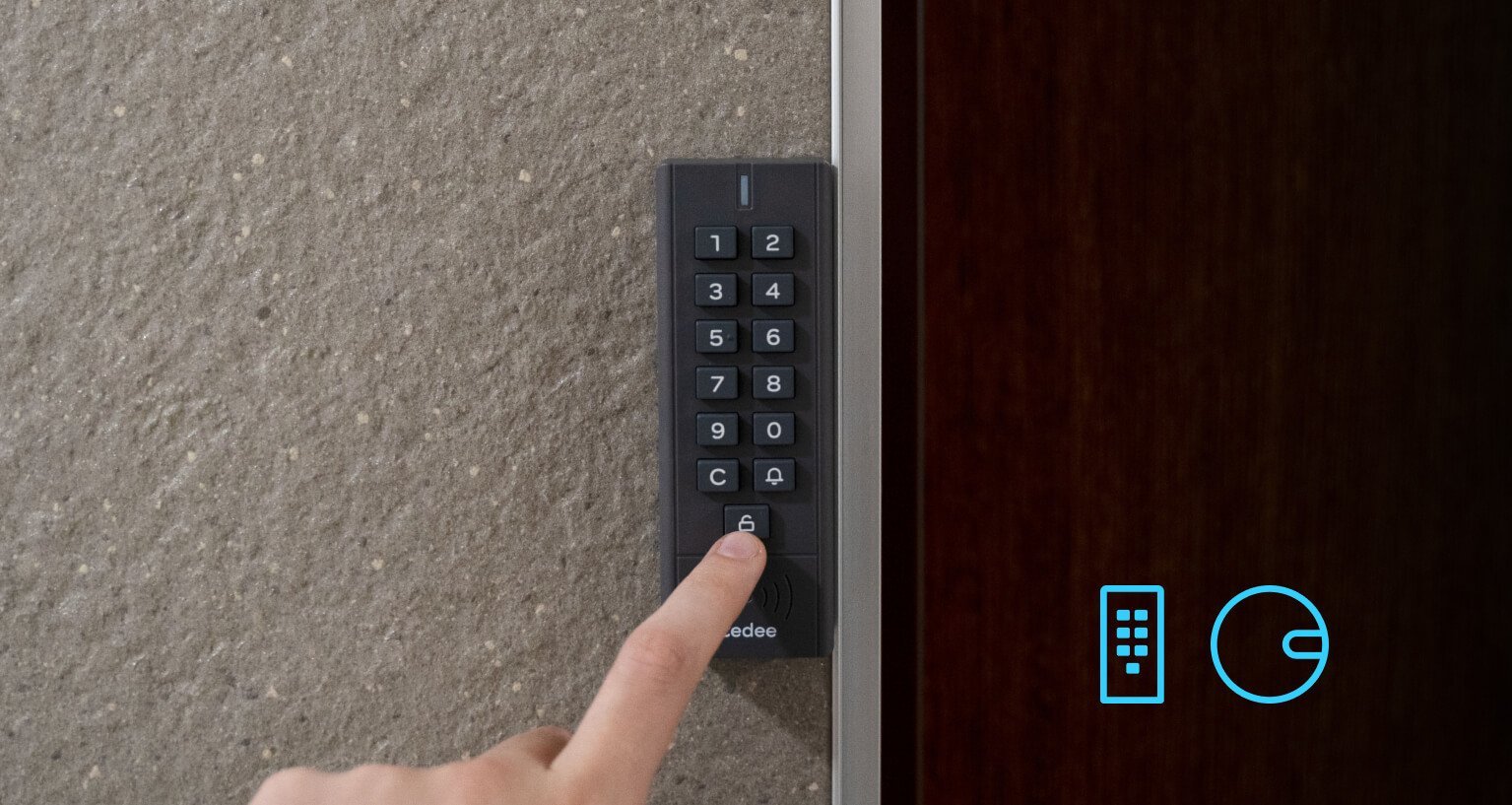 Entering the access code on the tedee keypad